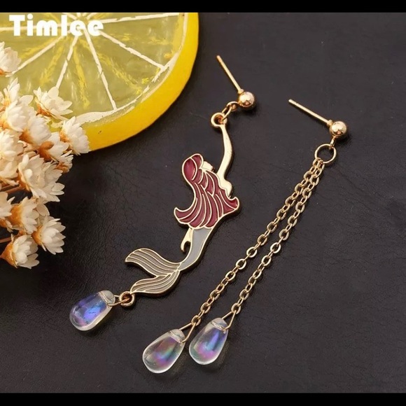 2 for $35 Little Mermaid Gold Water Drop Earrings - Picture 1 of 3